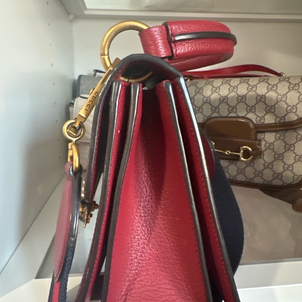 Gucci Red and Beige Mini Bag with Bee Accent - Picture 5 of 7